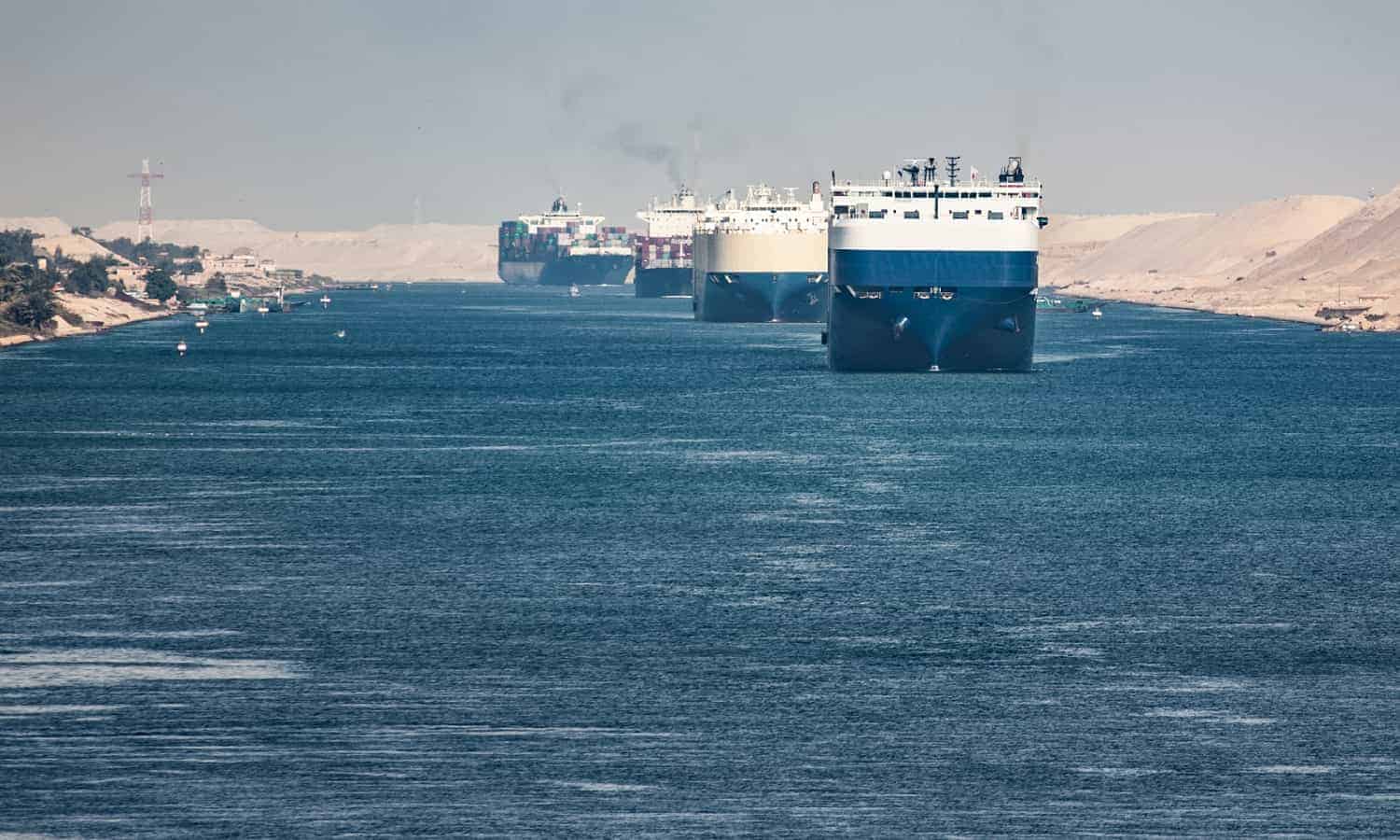 قناة السويس تمول مشروع ازدواج الممر الملاحي بالكامل عبر ميزانيتها الاستثمارية